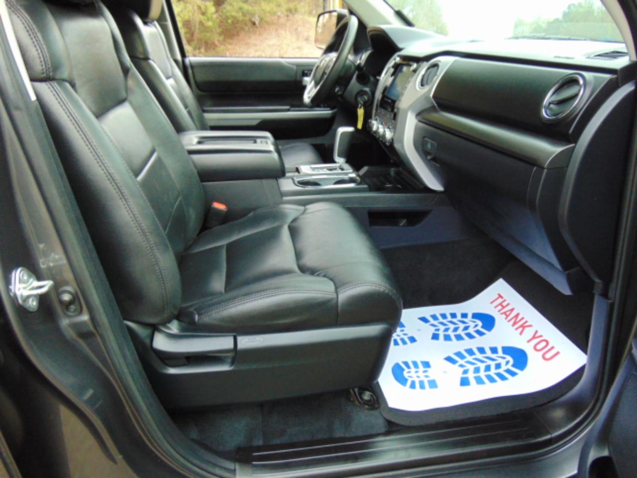 Toyota Tundra SR5 5.7L V8 CrewMax 4WD 2020