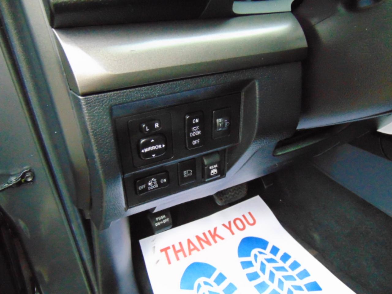 Toyota Tundra SR5 5.7L V8 CrewMax 4WD 2020