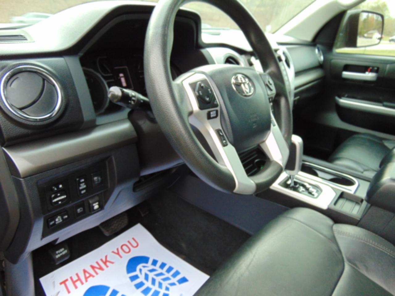 Toyota Tundra SR5 5.7L V8 CrewMax 4WD 2020