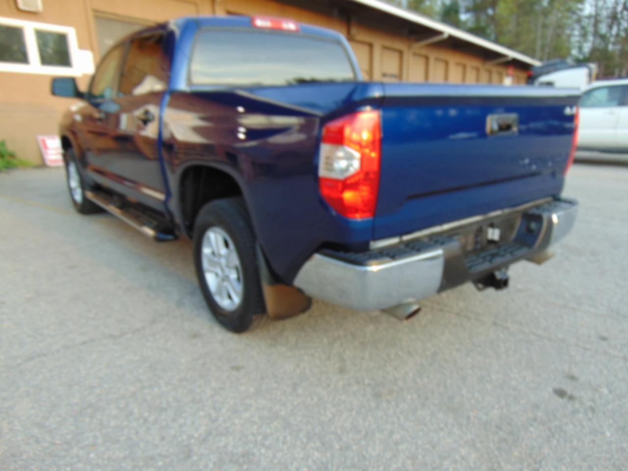 Toyota Tundra SR5 5.7L V8 FFV CrewMax 4WD 2014