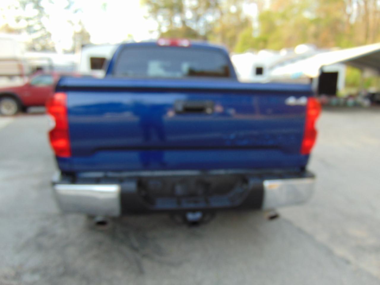 Toyota Tundra SR5 5.7L V8 FFV CrewMax 4WD 2014