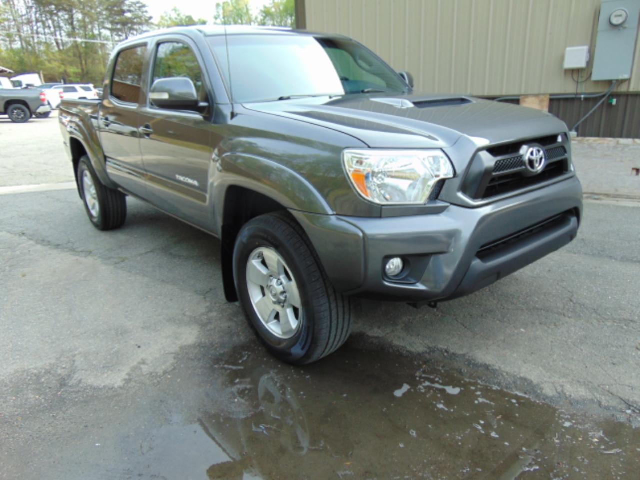 Toyota Tacoma Double Cab V6 4WD 2013