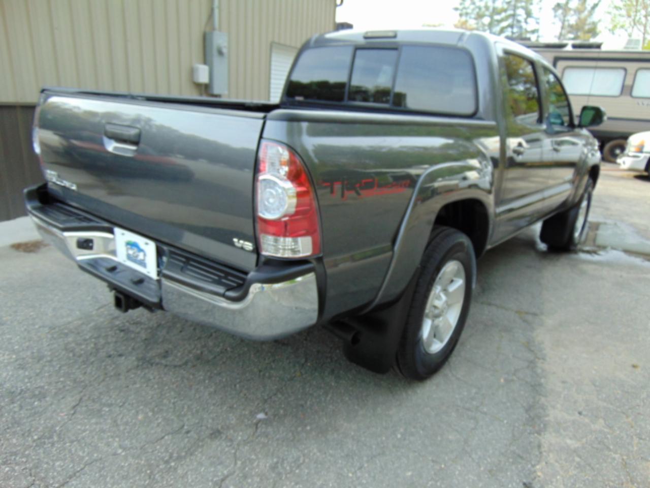 Toyota Tacoma Double Cab V6 4WD 2013