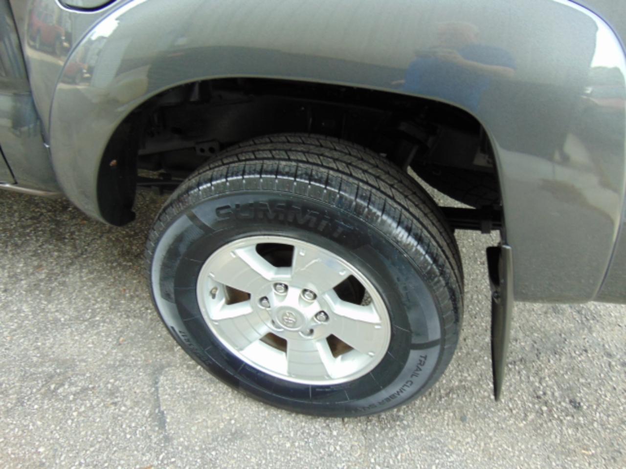 Toyota Tacoma Double Cab V6 4WD 2013