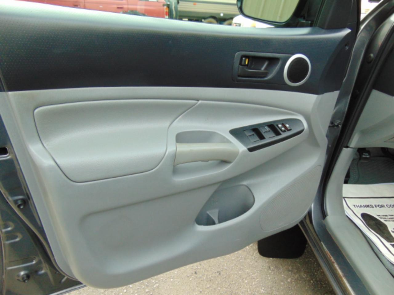 Toyota Tacoma Double Cab V6 4WD 2013