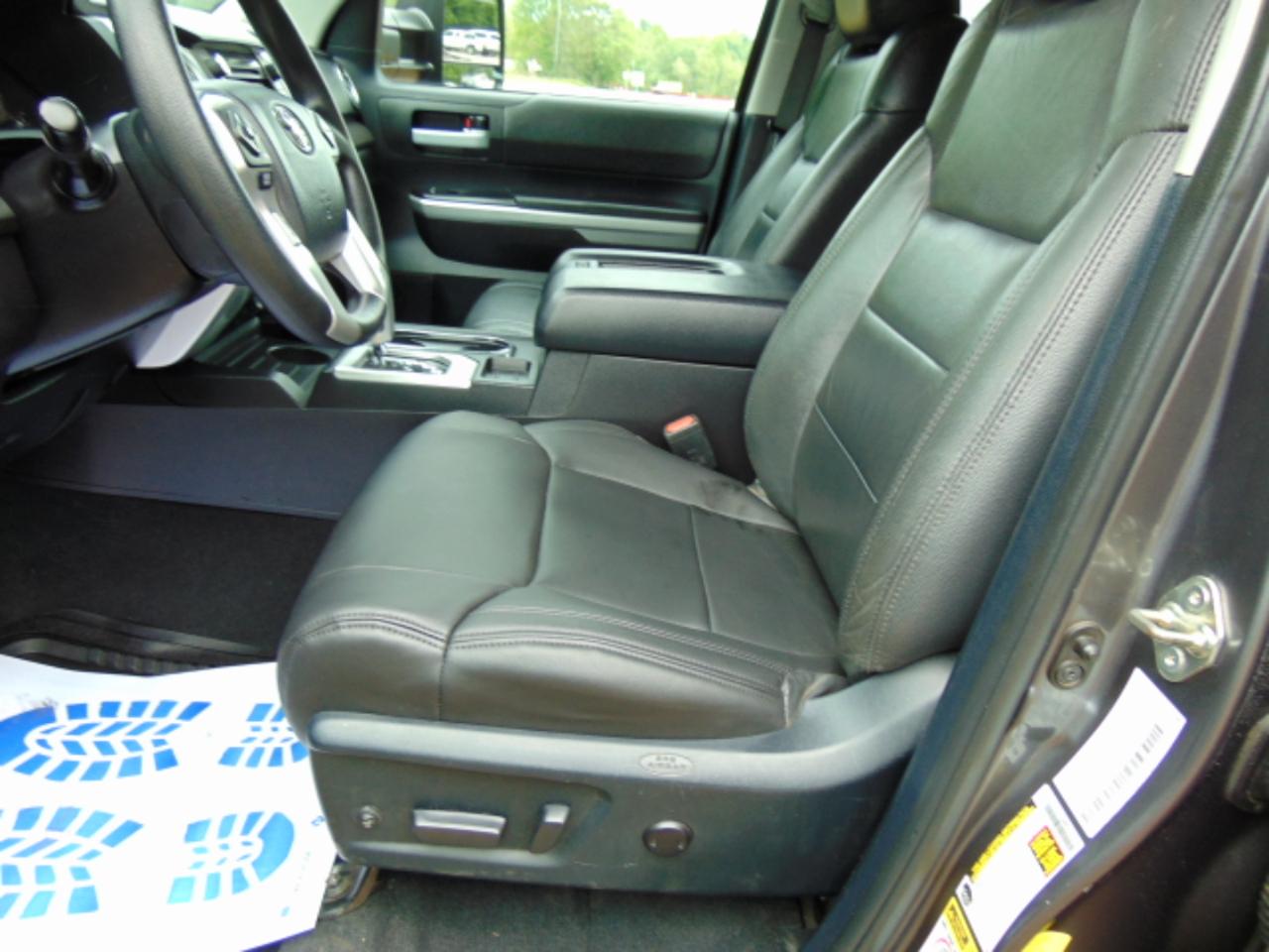 Toyota Tundra SR5 5.7L V8 FFV Double Cab 4WD 2015