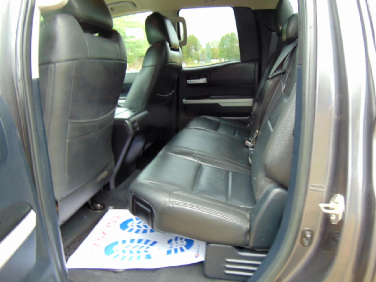 Toyota Tundra SR5 5.7L V8 FFV Double Cab 4WD 2015