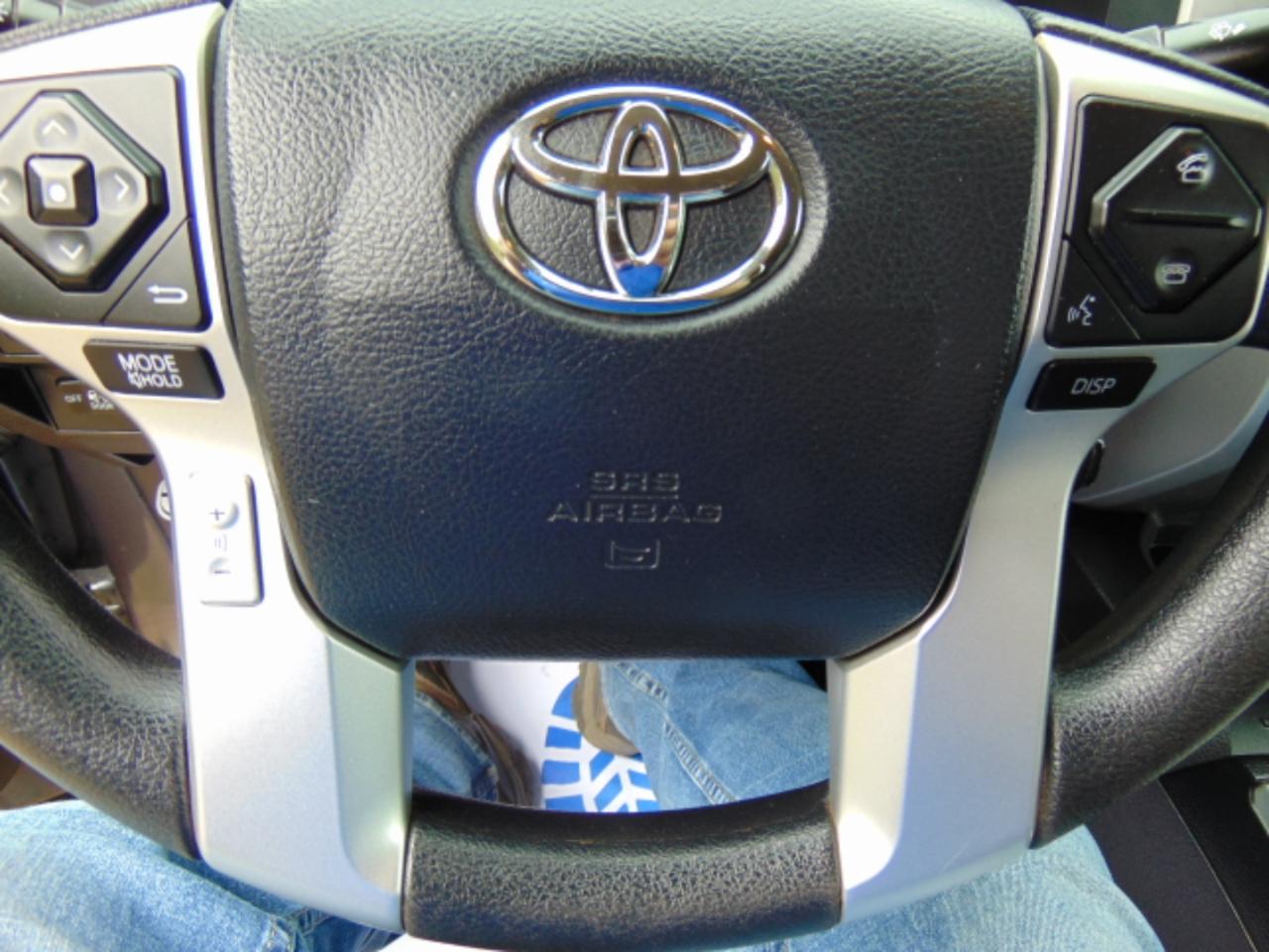 Toyota Tundra SR5 5.7L V8 FFV Double Cab 4WD 2015