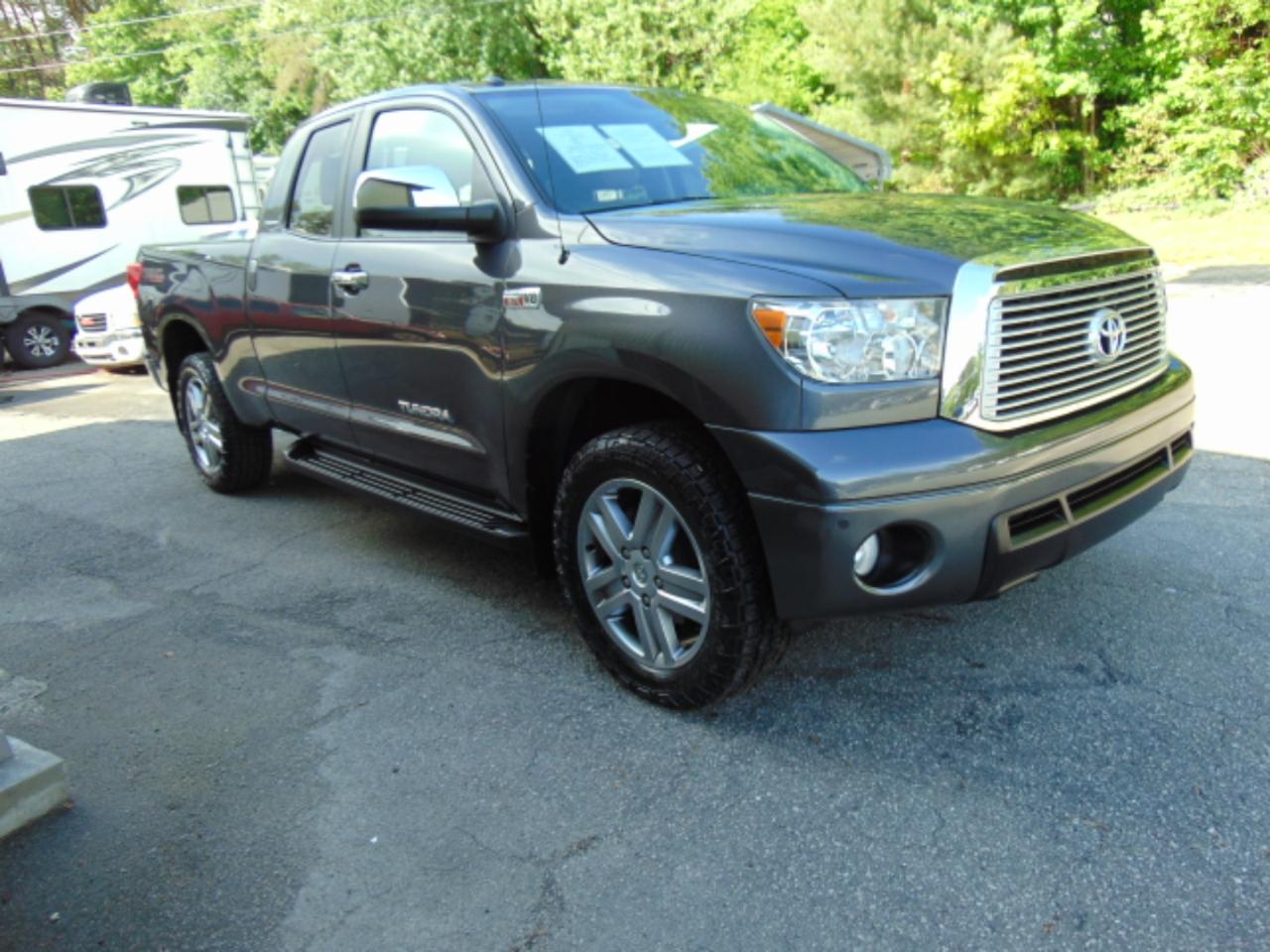 Toyota Tundra Limited 5.7L Double Cab 4WD 2012