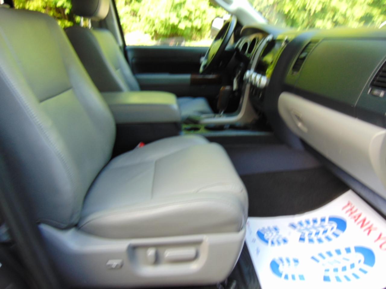 Toyota Tundra Limited 5.7L Double Cab 4WD 2012