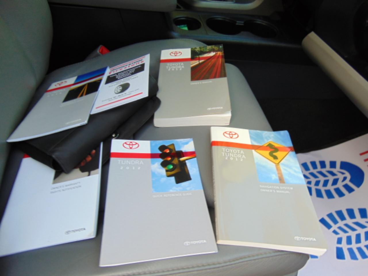 Toyota Tundra Limited 5.7L Double Cab 4WD 2012