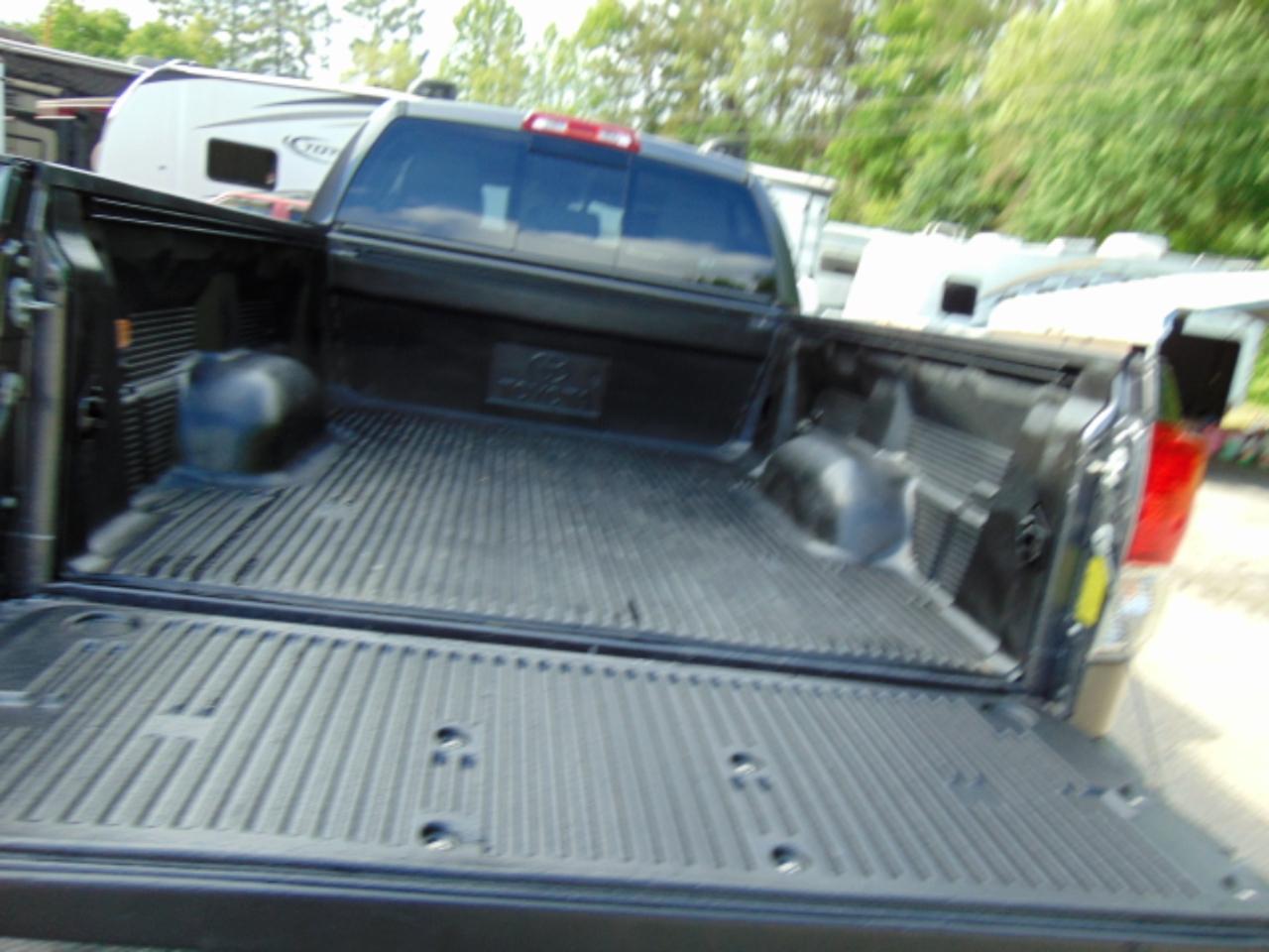 Toyota Tundra Limited 5.7L Double Cab 4WD 2012