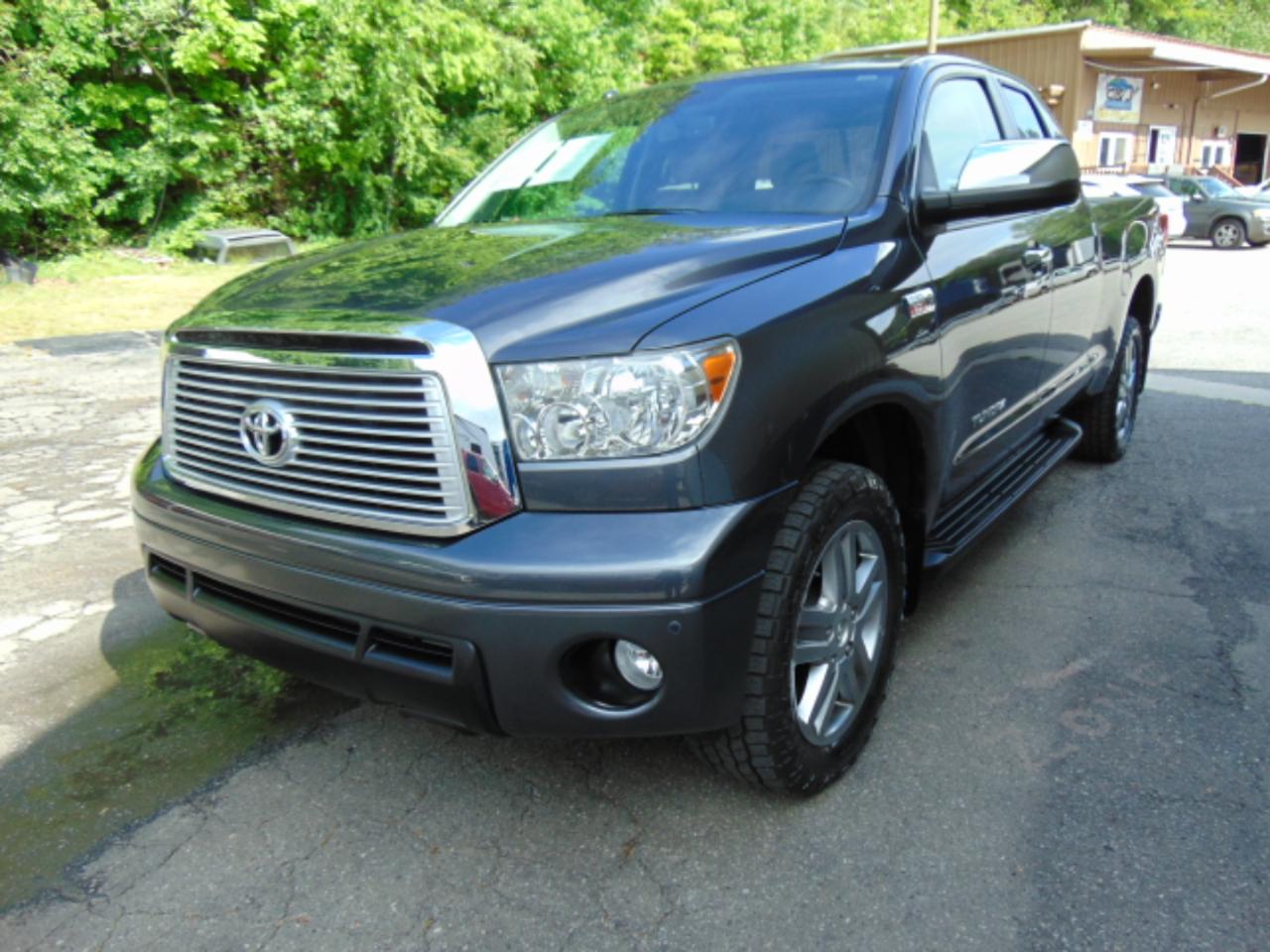 Toyota Tundra Limited 5.7L Double Cab 4WD 2012