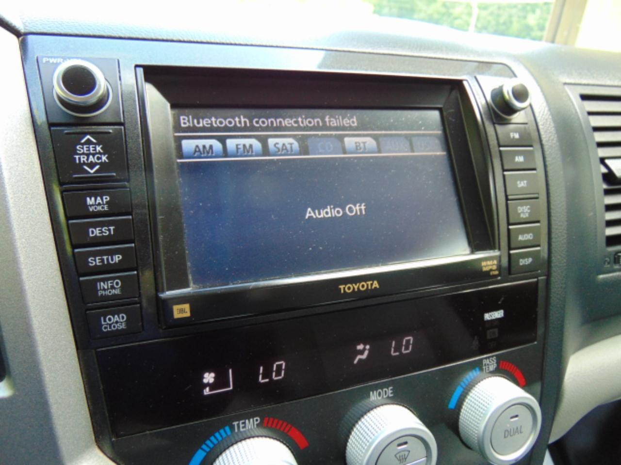 Toyota Tundra Limited 5.7L Double Cab 4WD 2012