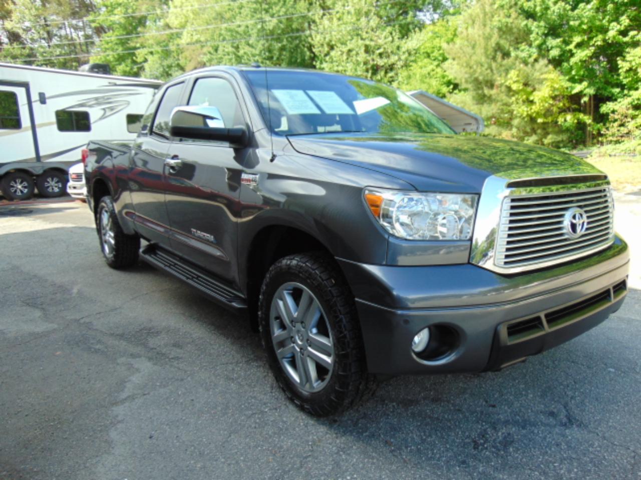 Toyota Tundra Limited 5.7L Double Cab 4WD 2012