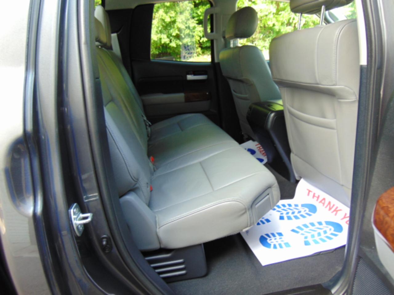 Toyota Tundra Limited 5.7L Double Cab 4WD 2012