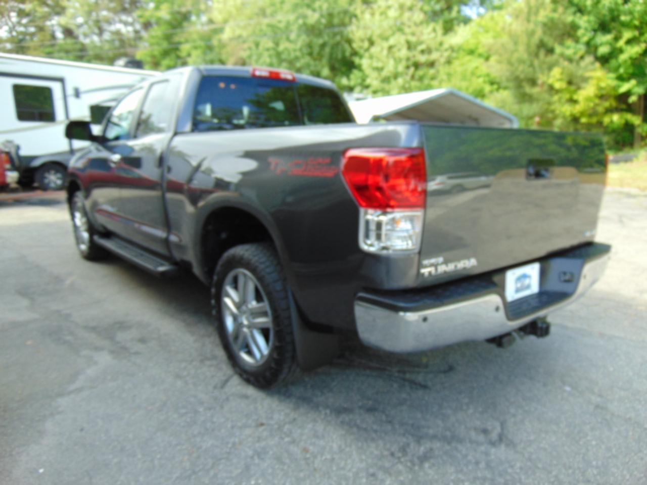 Toyota Tundra Limited 5.7L Double Cab 4WD 2012