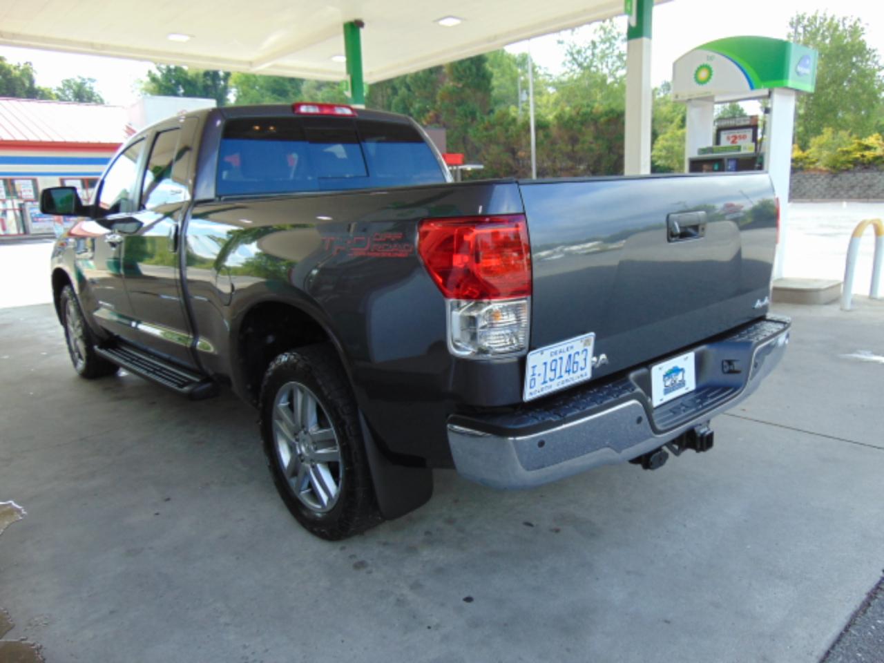Toyota Tundra Limited 5.7L Double Cab 4WD 2012