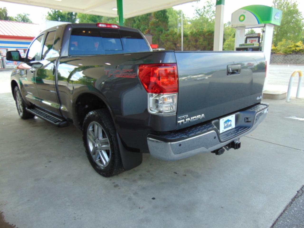 Toyota Tundra Limited 5.7L Double Cab 4WD 2012