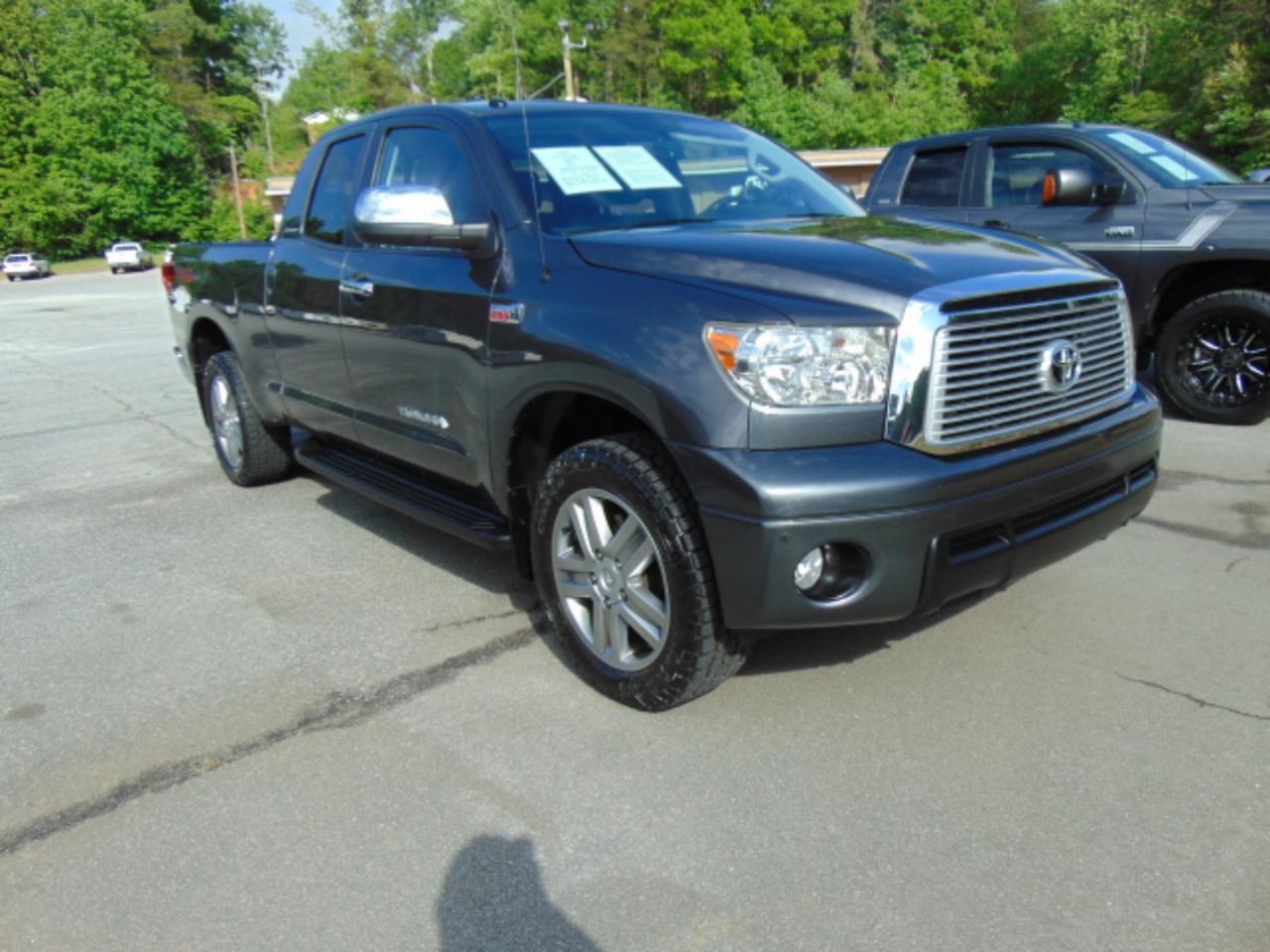 Toyota Tundra Limited 5.7L Double Cab 4WD 2012