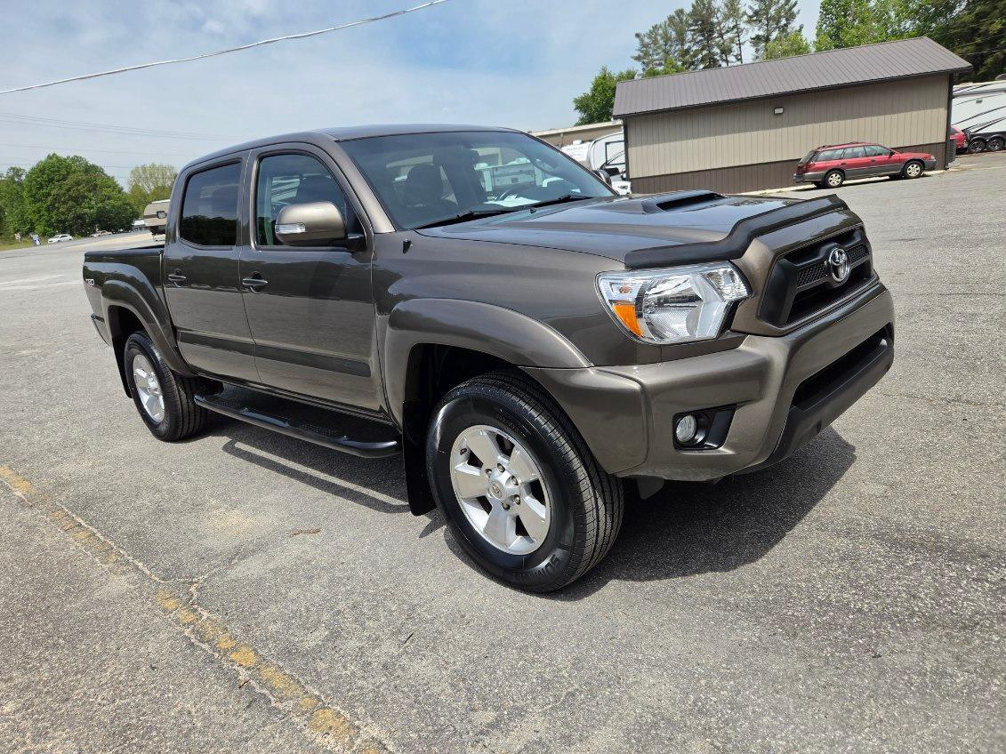 Toyota Tacoma Double Cab V6 4WD 2013