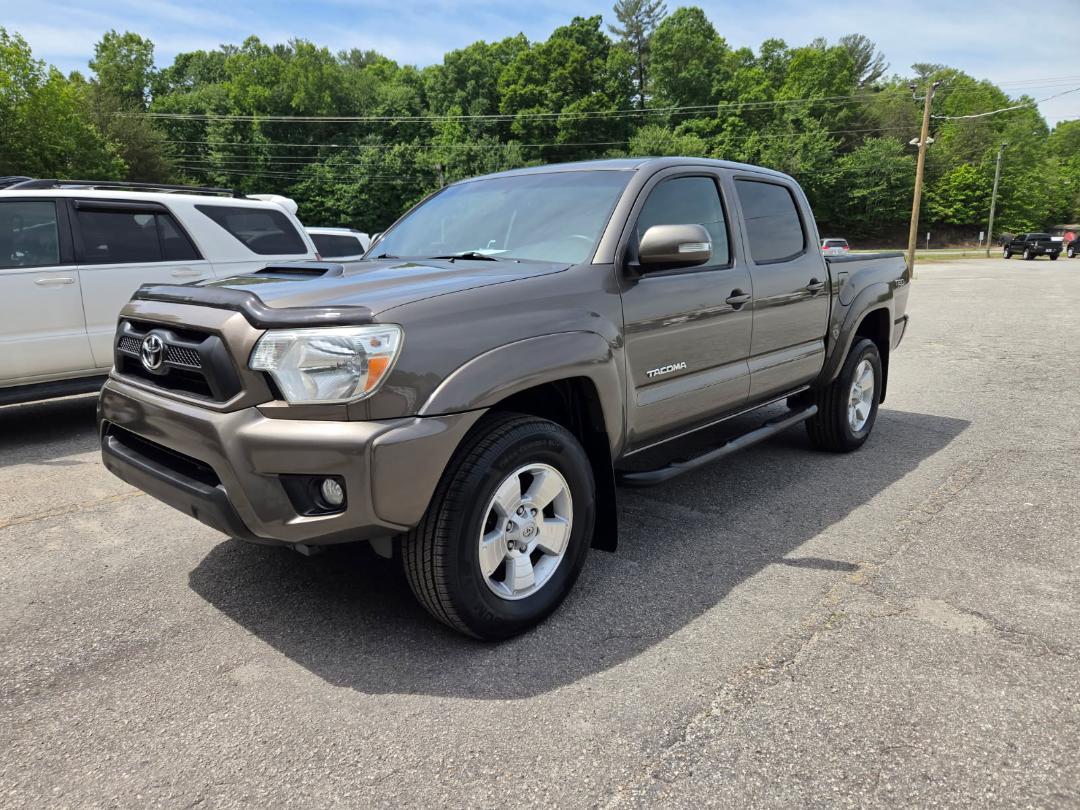 Toyota Tacoma Double Cab V6 4WD 2013