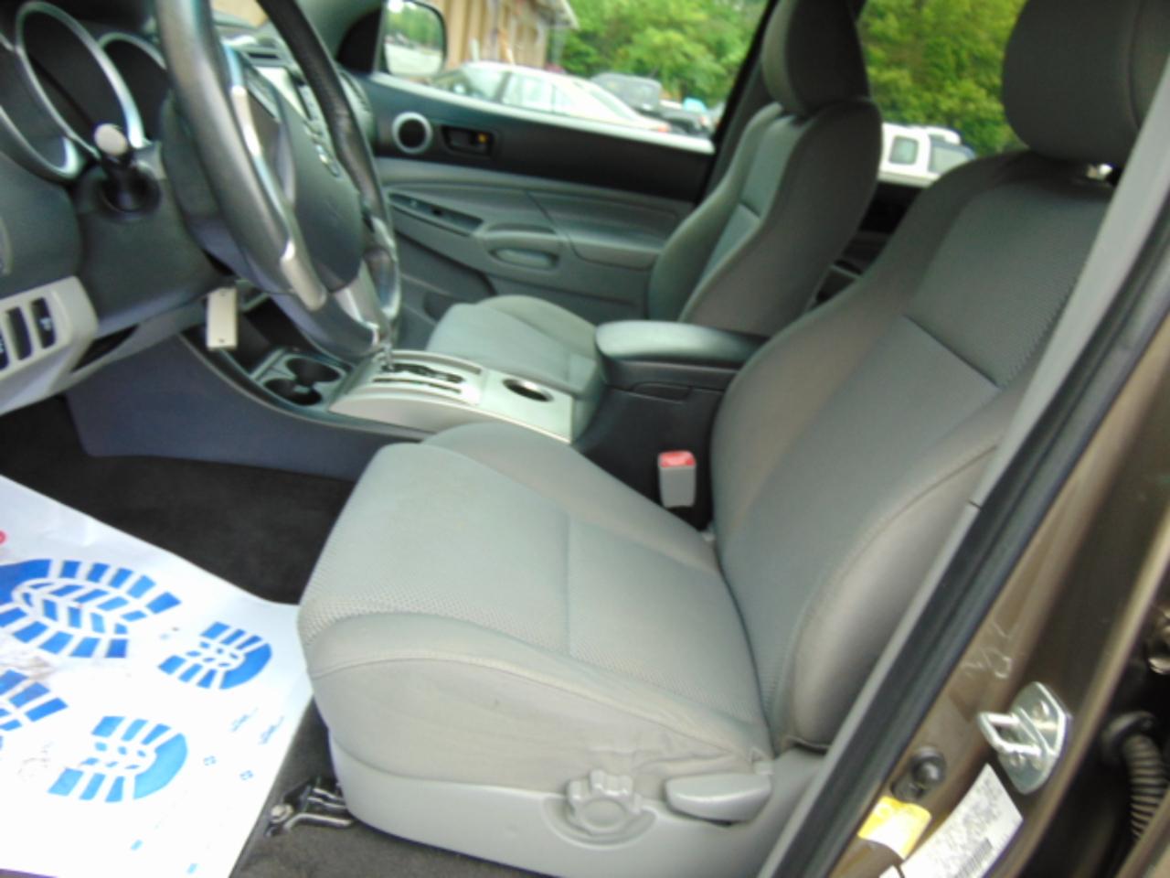 Toyota Tacoma Double Cab V6 4WD 2013