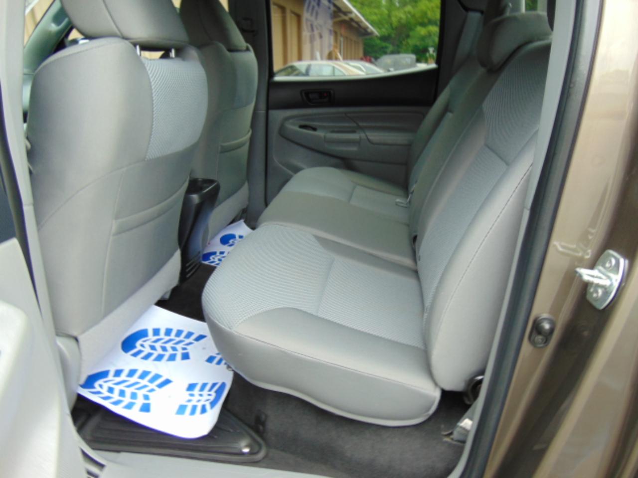 Toyota Tacoma Double Cab V6 4WD 2013
