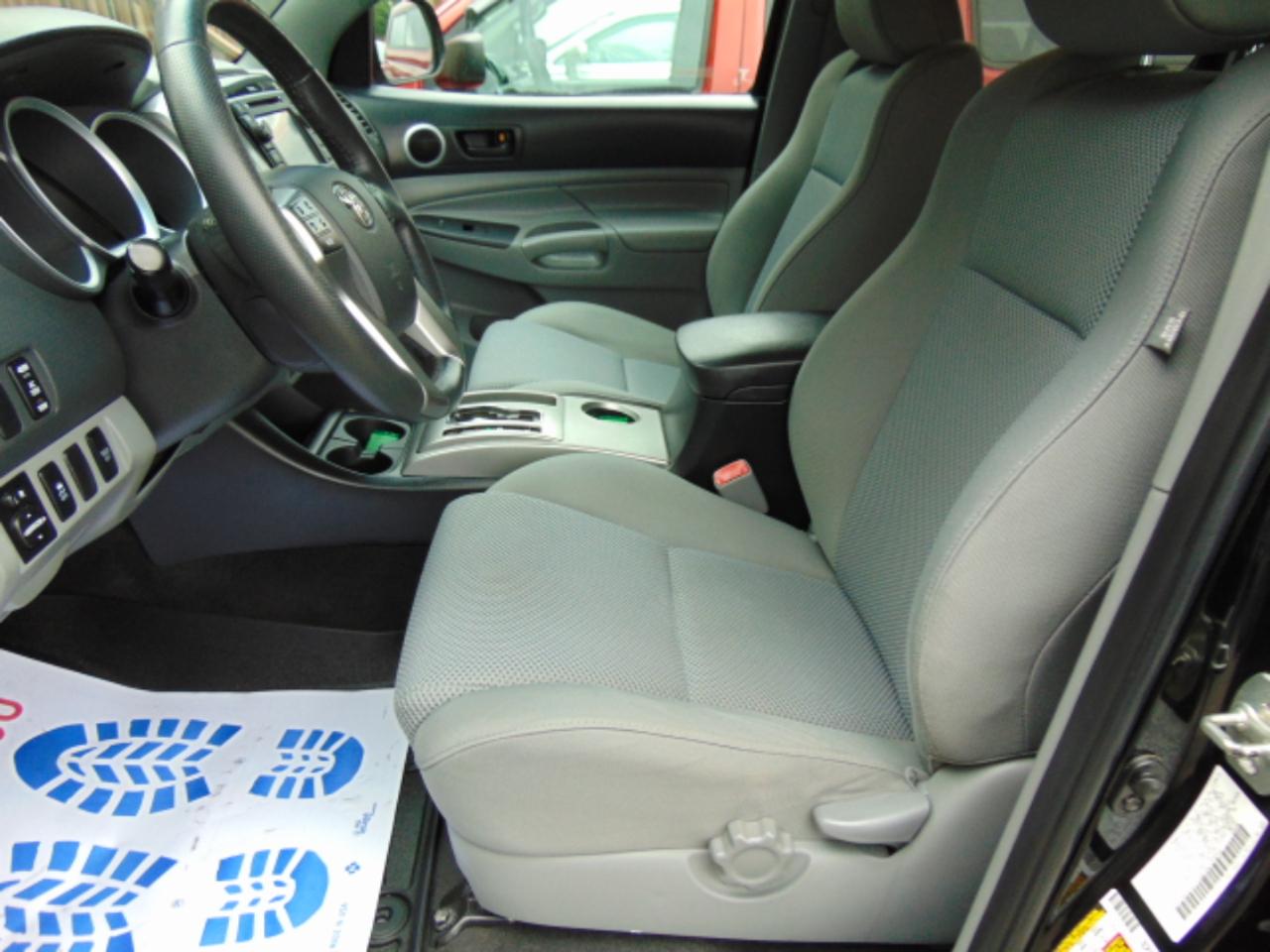 Toyota Tacoma  2012