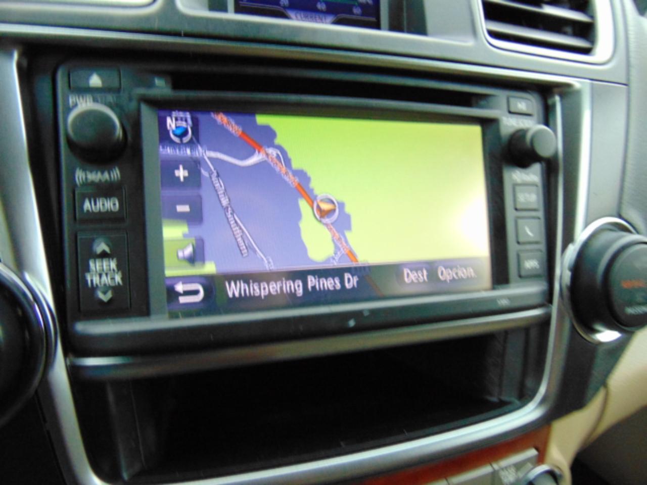 Toyota Highlander Limited 2WD 2013