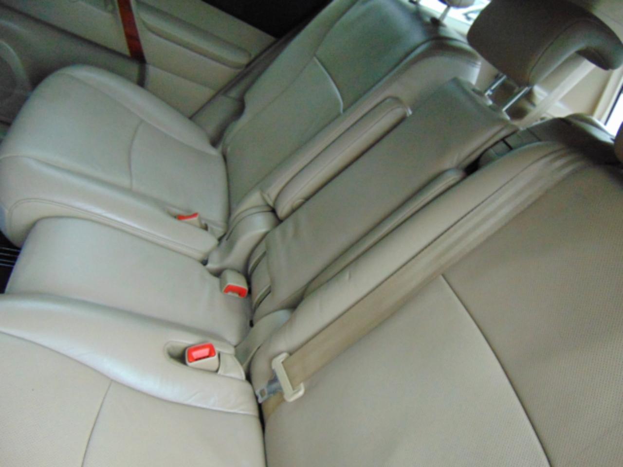 Toyota Highlander Limited 2WD 2013