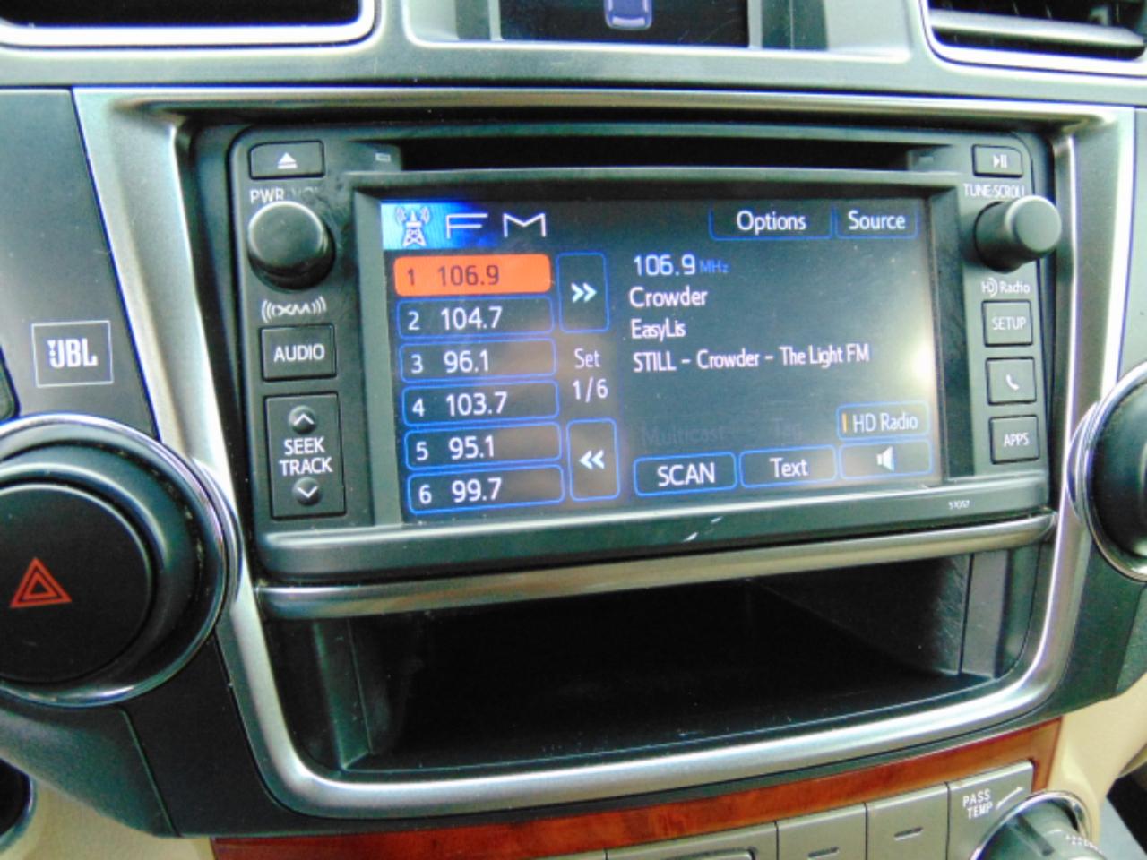 Toyota Highlander Limited 2WD 2013