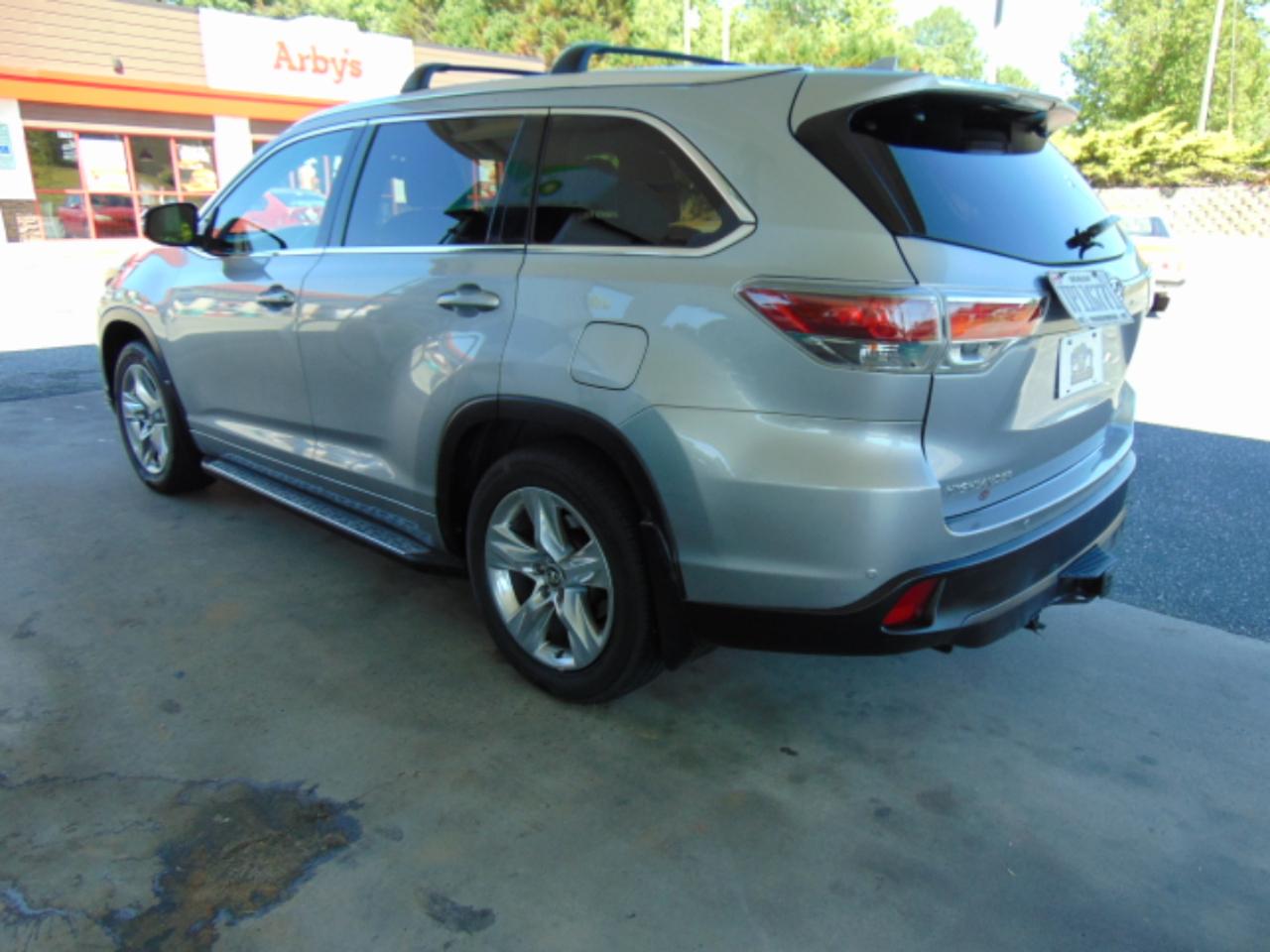 Toyota Highlander Limited AWD V6 2016
