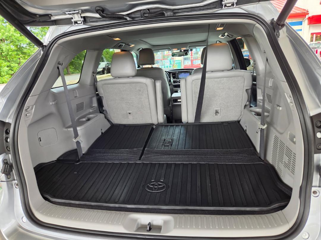 Toyota Highlander Limited AWD V6 2016