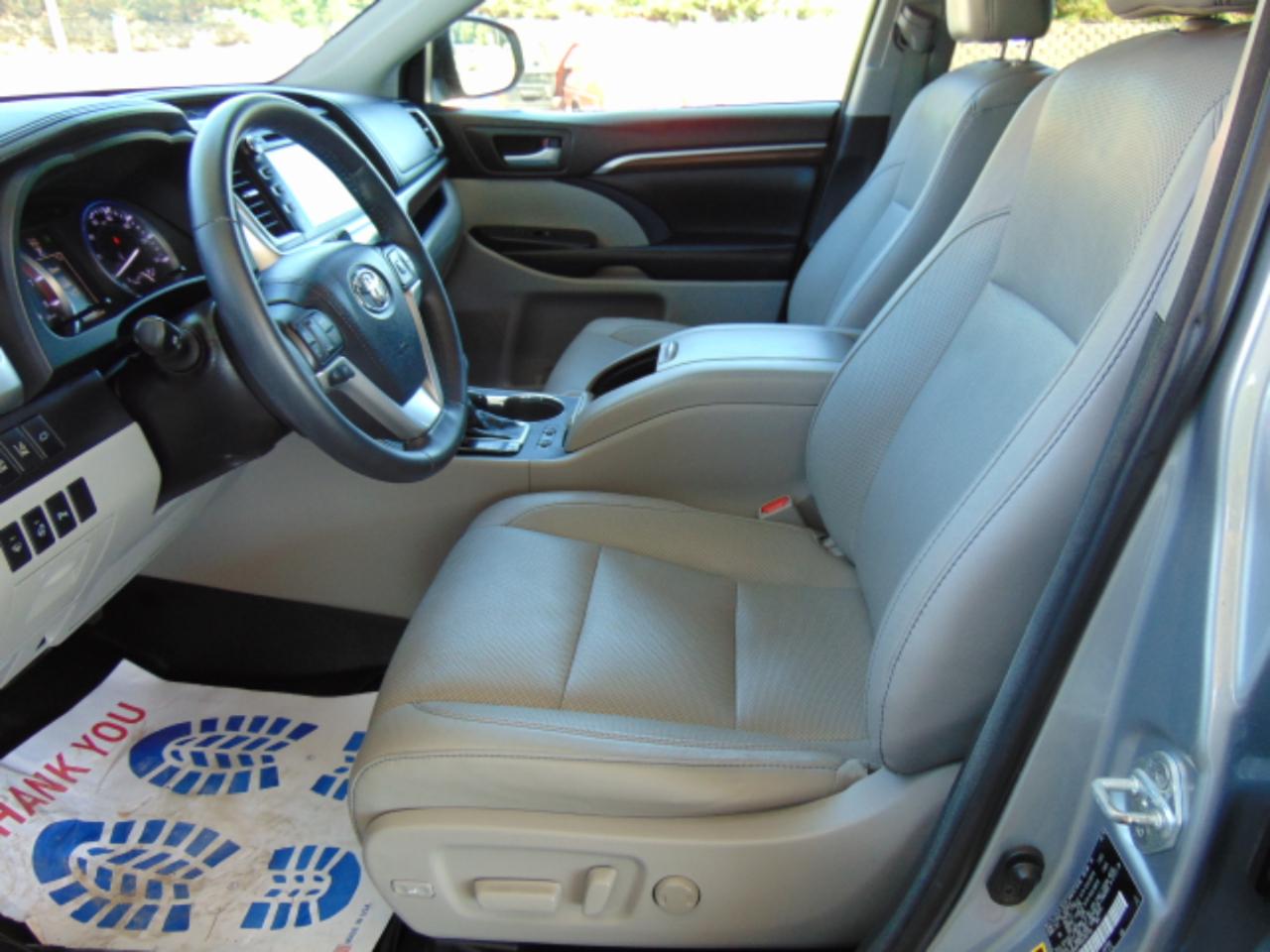 Toyota Highlander Limited AWD V6 2016