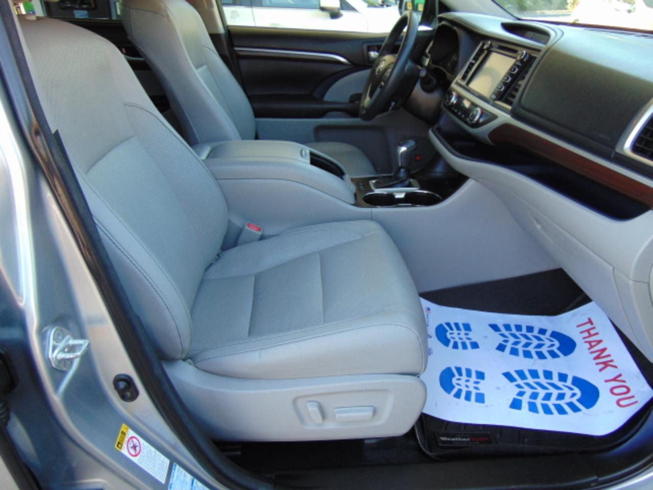Toyota Highlander Limited AWD V6 2016