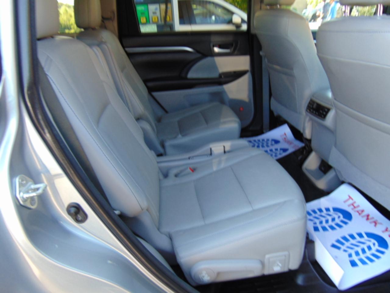 Toyota Highlander Limited AWD V6 2016