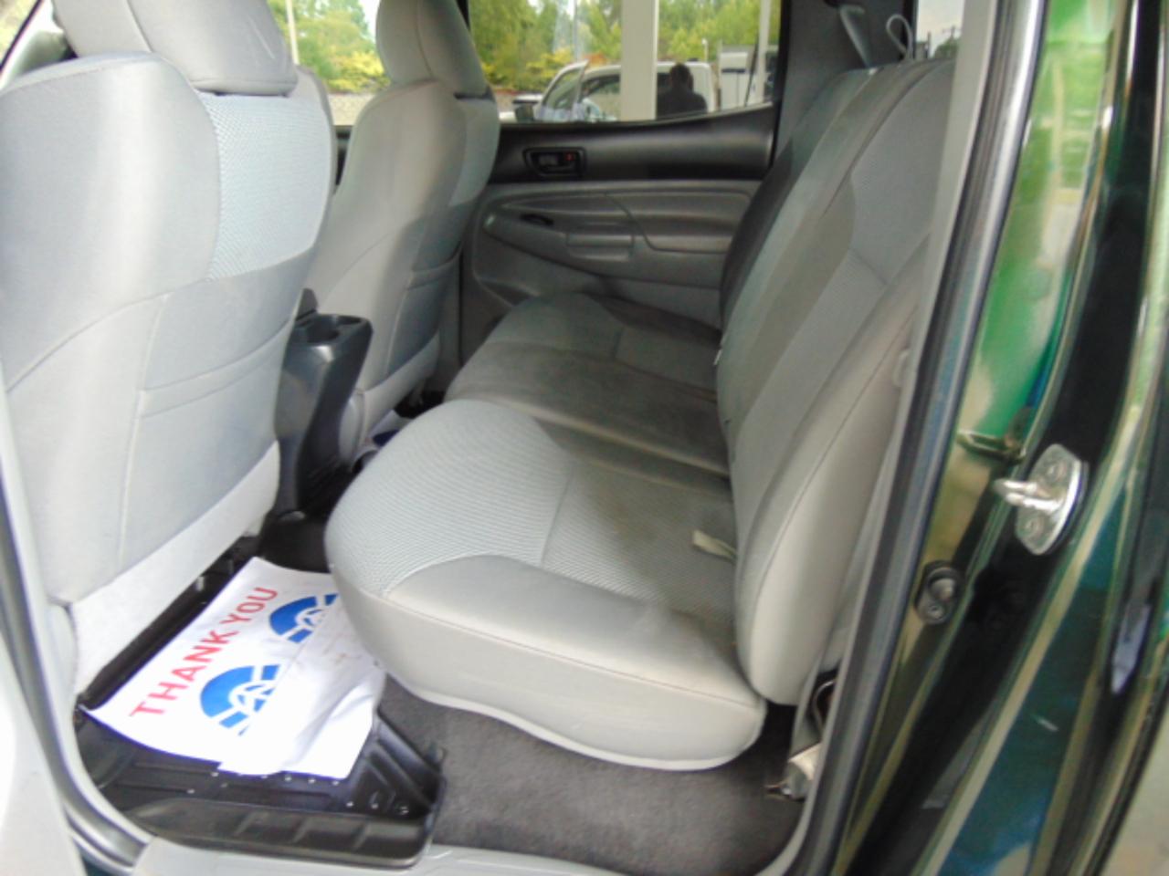 Toyota Tacoma  2013