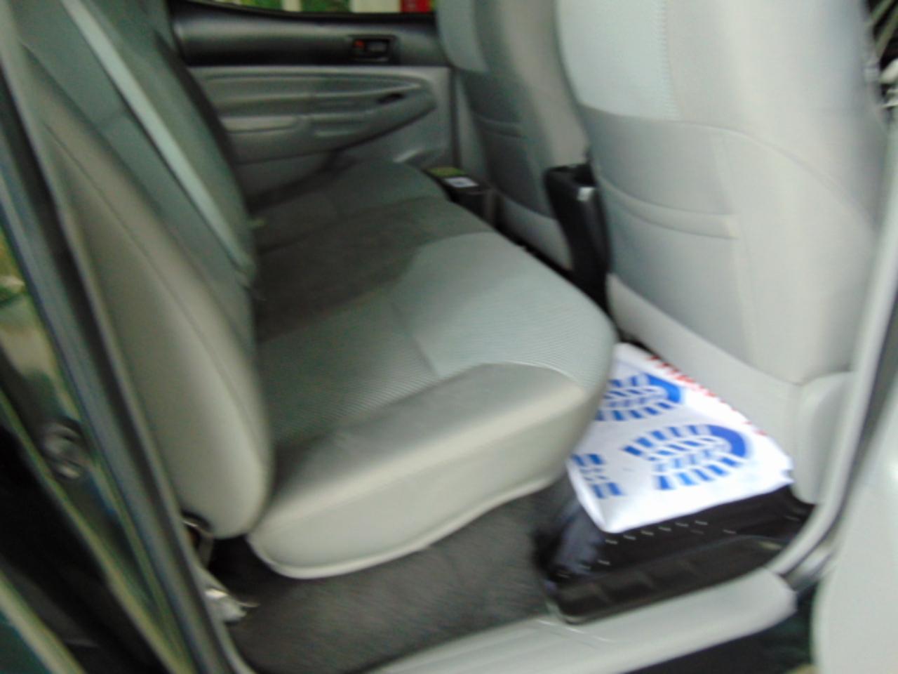 Toyota Tacoma  2013