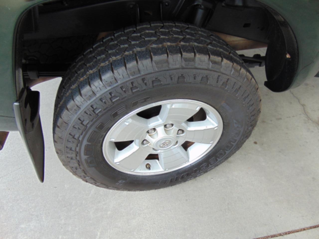 Toyota Tacoma  2013