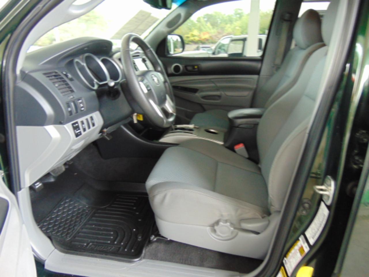 Toyota Tacoma  2013