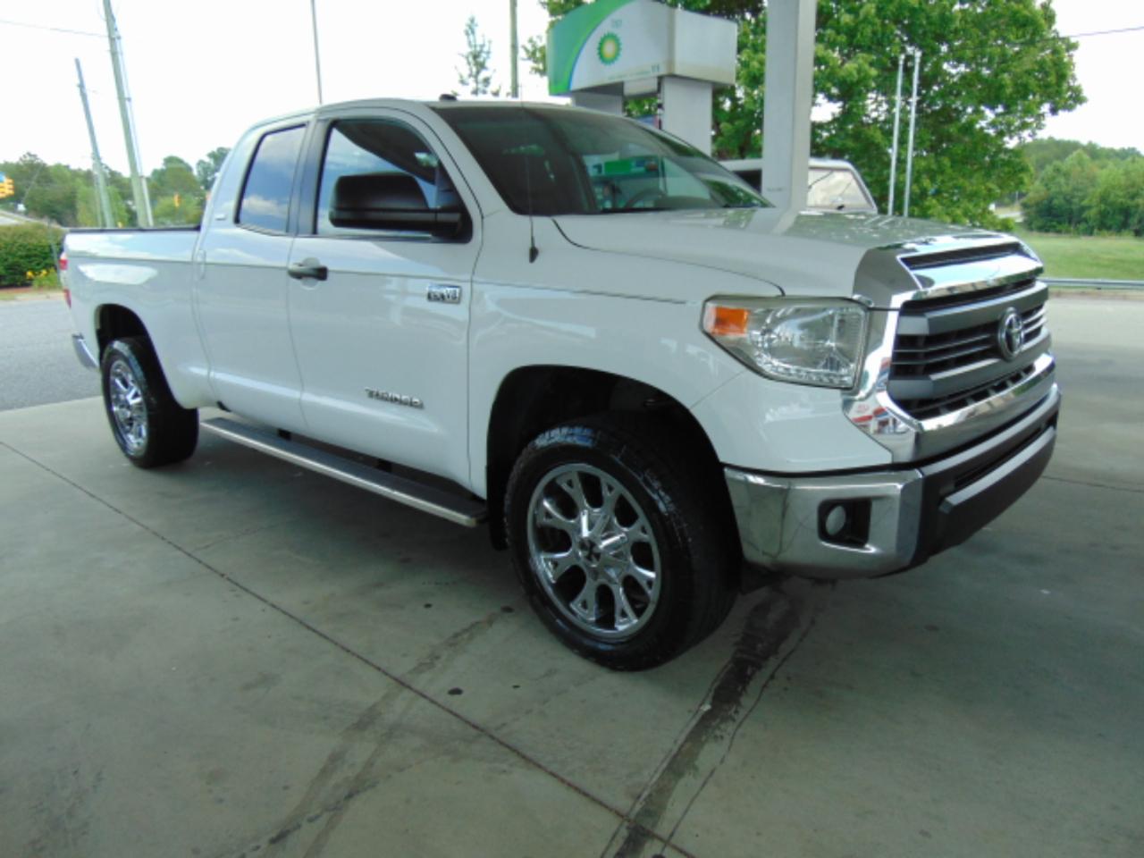 Toyota Tundra SR5 5.7L V8 FFV Double Cab 4WD 2015