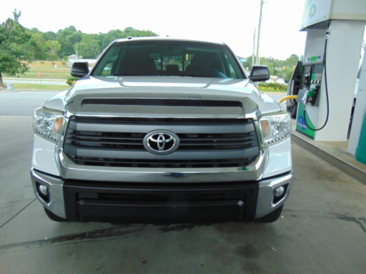 Toyota Tundra SR5 5.7L V8 FFV Double Cab 4WD 2015