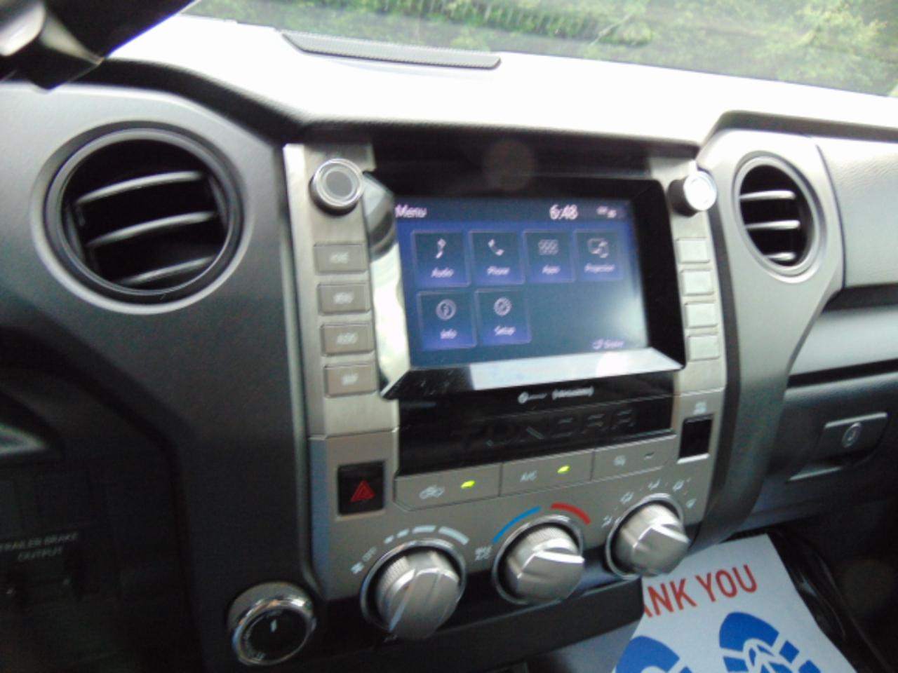 Toyota Tundra SR5 5.7L V8 Double Cab 4WD 2020
