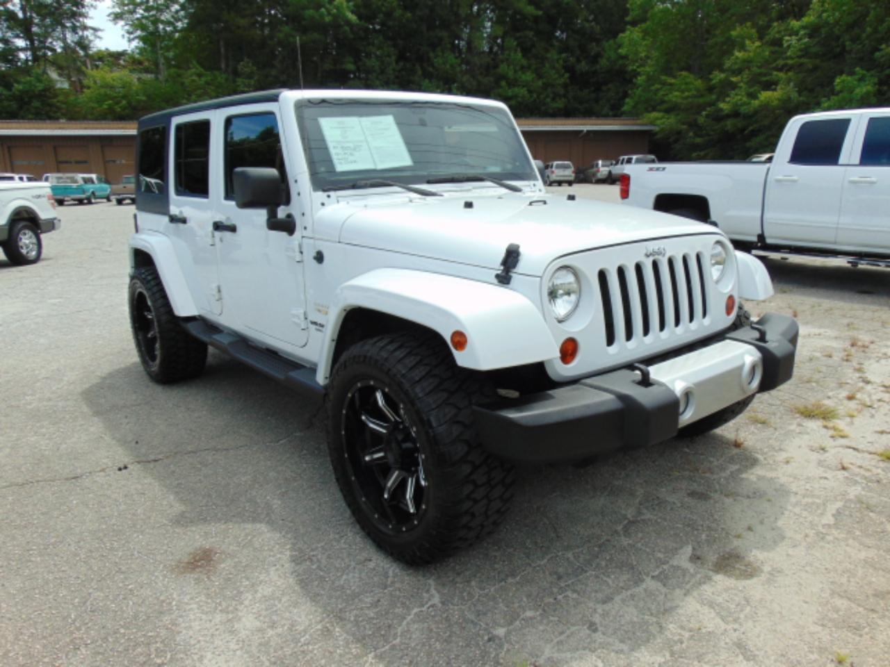 Jeep Wrangler Unlimited Sahara 4WD 2012