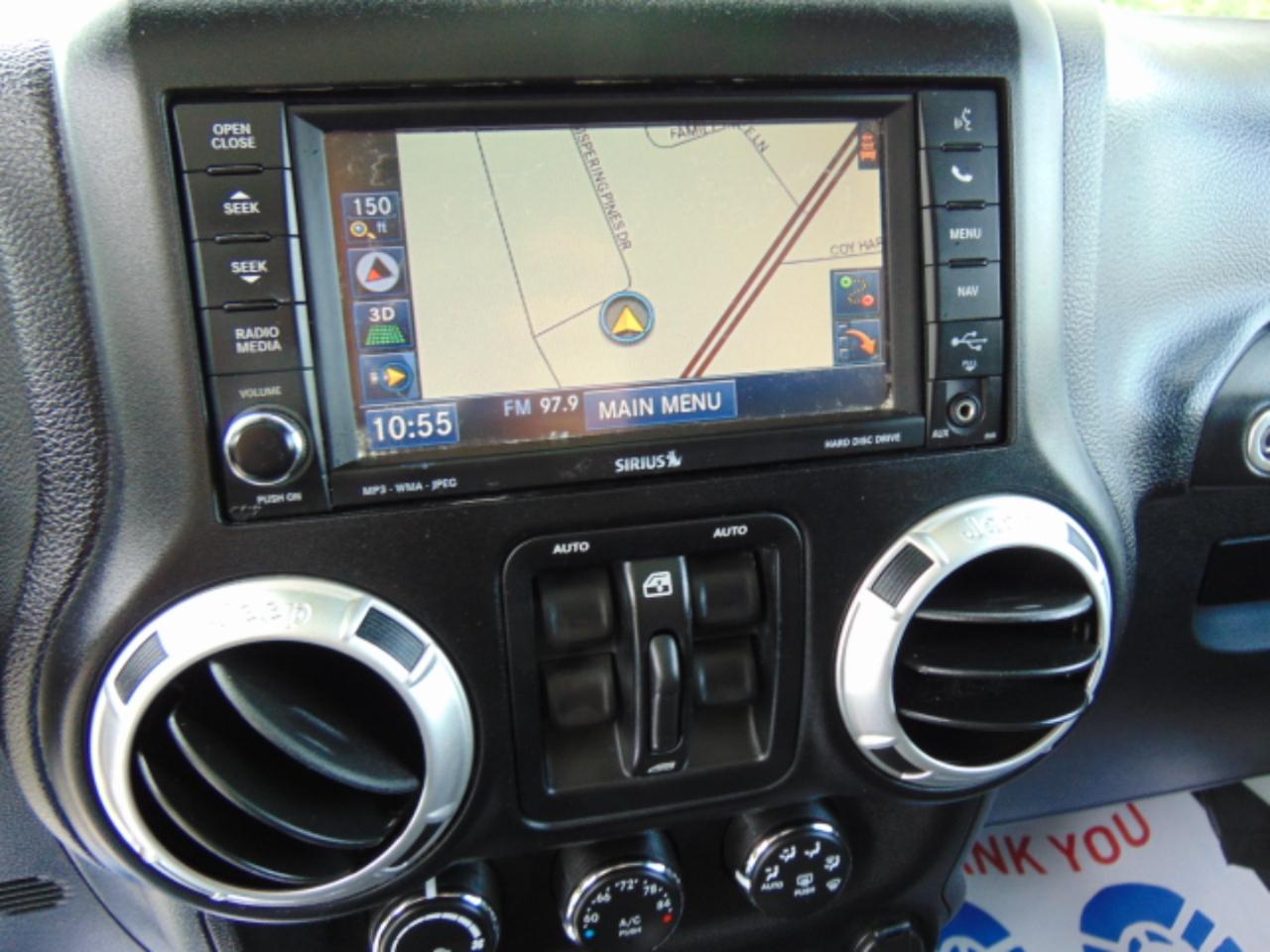 Jeep Wrangler Unlimited Sahara 4WD 2012