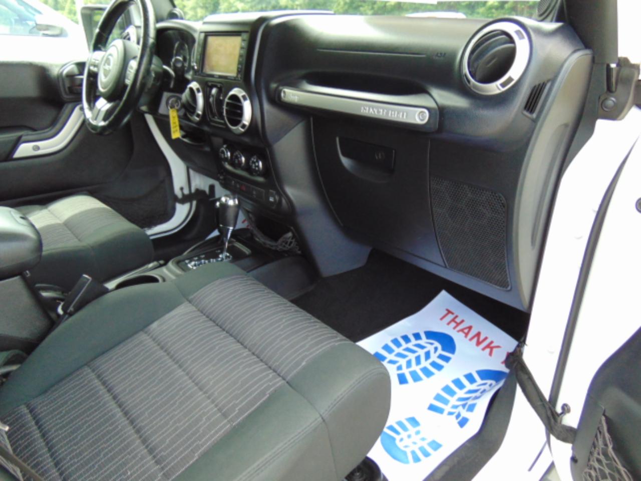 Jeep Wrangler Unlimited Sahara 4WD 2012