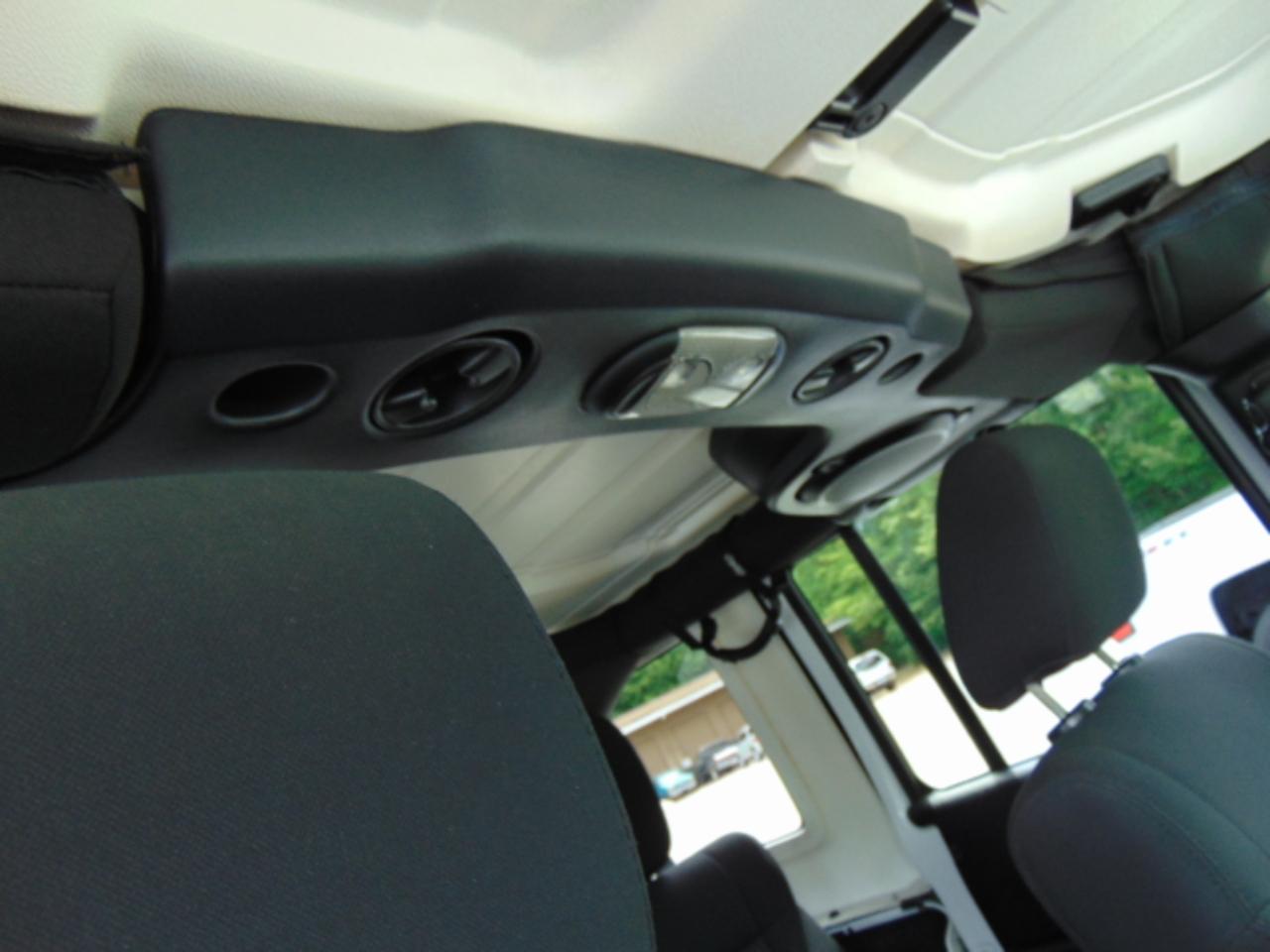 Jeep Wrangler Unlimited Sahara 4WD 2012