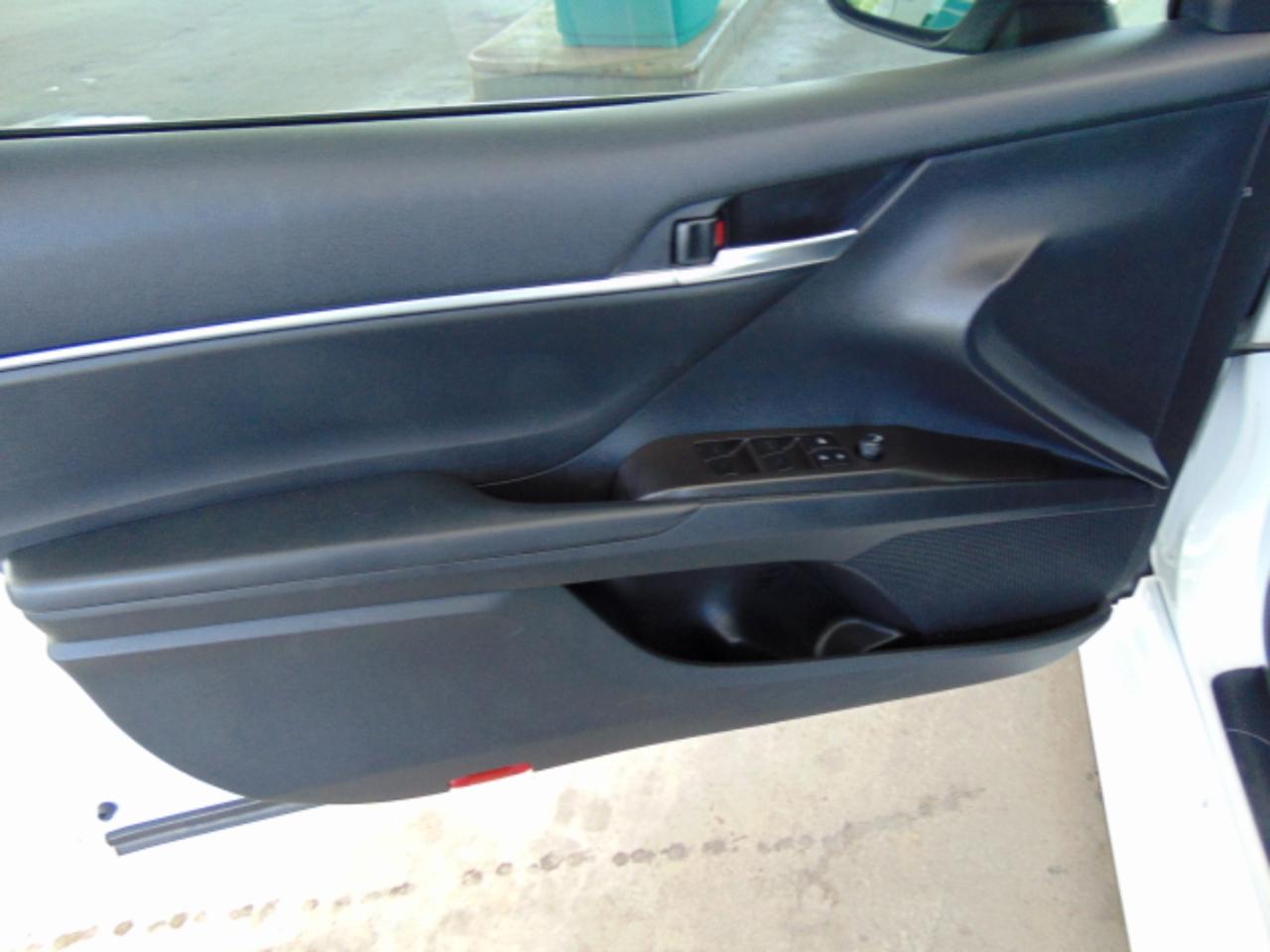 Toyota Camry SE 2022