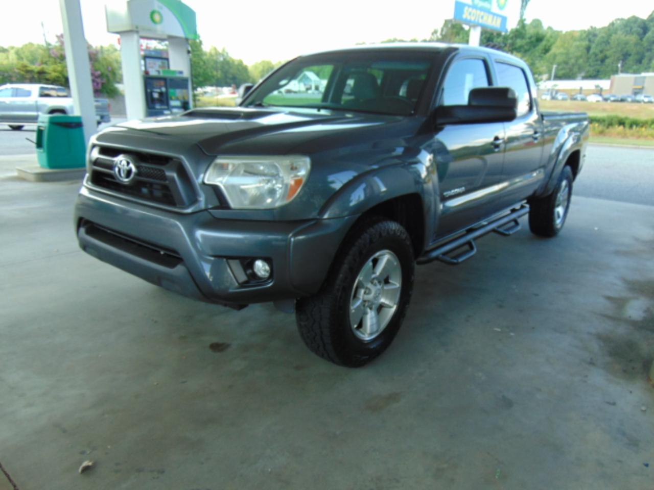 Toyota Tacoma  2015